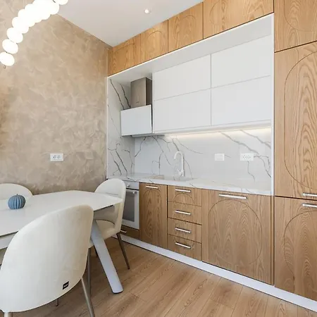 Sapphire Coast Drymades Modern 2br By Pikhost Gjilek