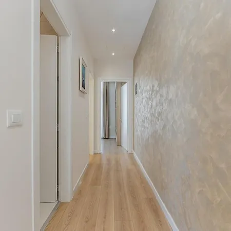 Apartamento Sapphire Coast Drymades Modern 2br By Pikhost Gjilek